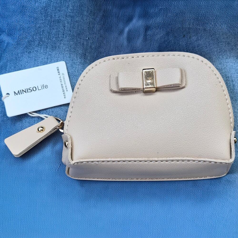 Miniso Bow Coin Purse Faux Leather Shell NWT Cream Beige Coquette Kawaii